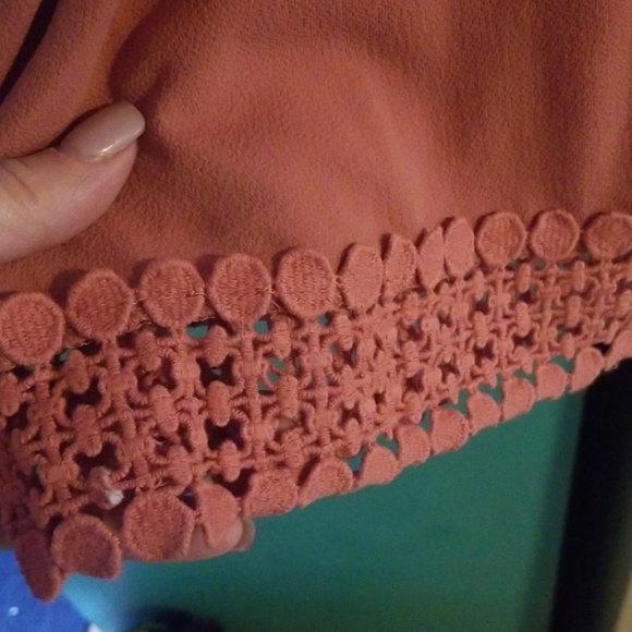 Pink top - Picture 3 of 3